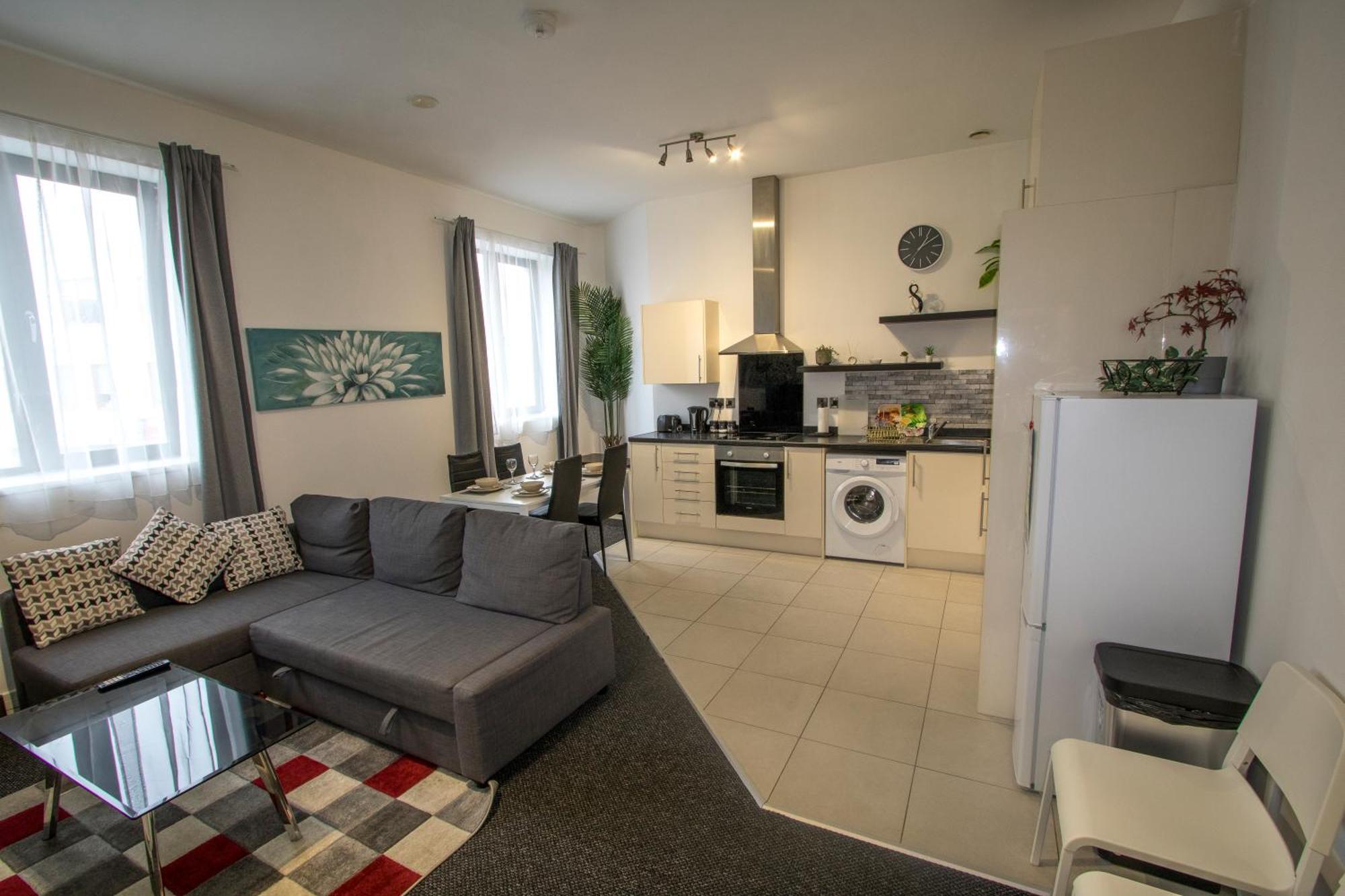 Ideal For Groups - 2 Bedroom Apartment - Free Parking, Transit Links, Close To Stadiums Manchester Zewnętrze zdjęcie